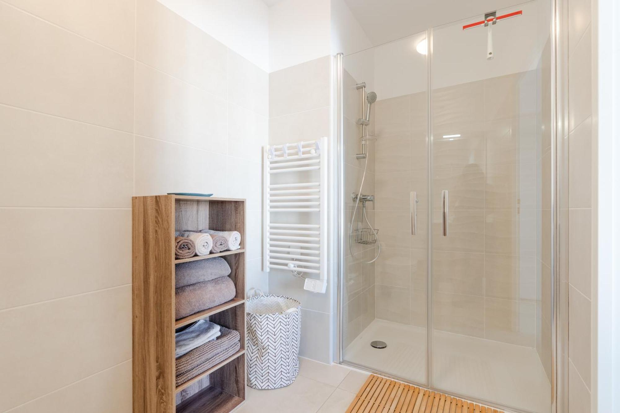 Appartement Neuf 4 Etoiles - Sunset Lodge, Narbonne Plage Exteriör bild